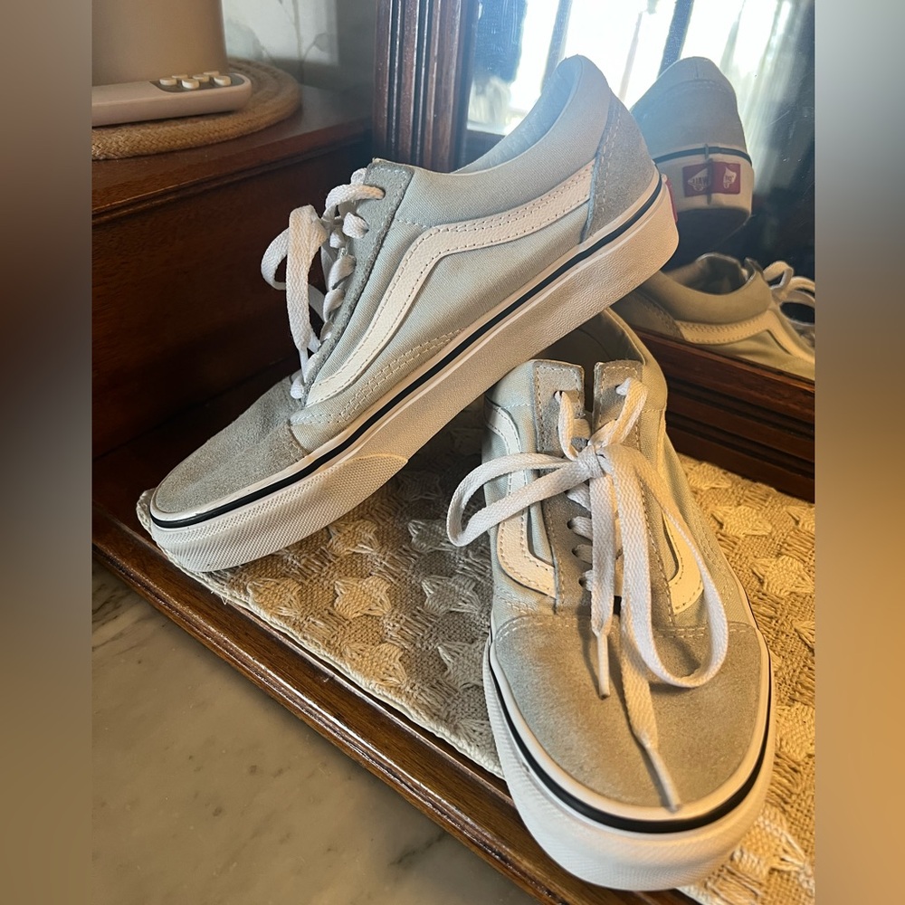 VANS Off the‎ Wall Old Skool Classic Low Top Sneaker Baby Blue White Women's 6.5